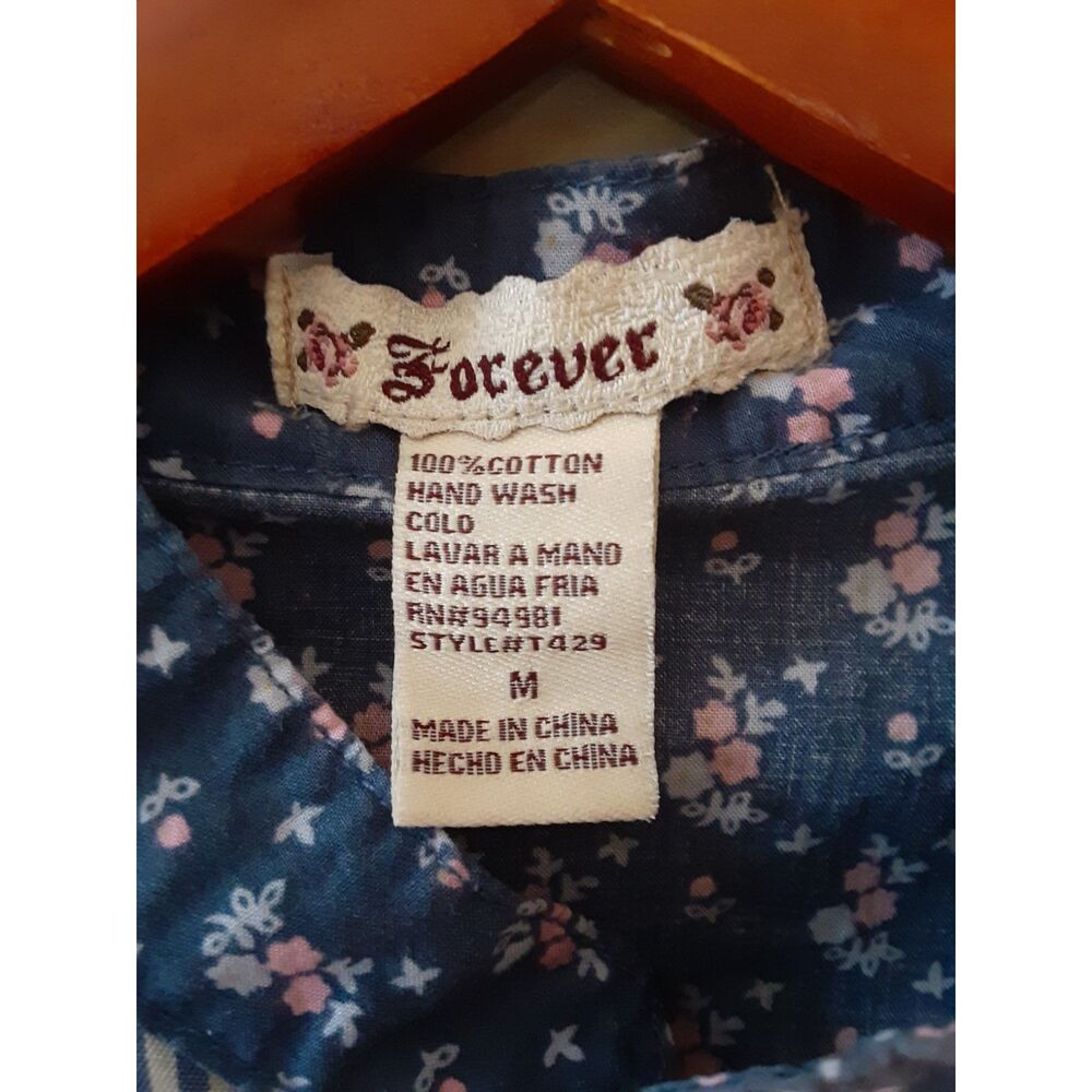 Forever 21 Women Blue Floral Embriodered Tie Babydoll Top Cottagecore Size M - Picture 6 of 6